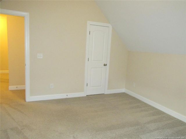 512 Rossendale Drive, Hope Mills, NC 28348