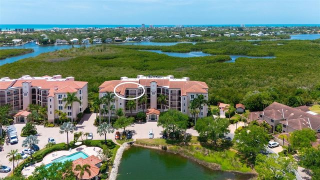 5420 EAGLES POINT CIRCLE 402, Sarasota, FL 34231