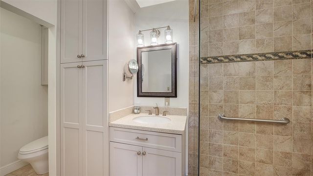 5420 EAGLES POINT CIRCLE 402, Sarasota, FL 34231