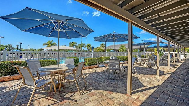 5420 EAGLES POINT CIRCLE 402, Sarasota, FL 34231