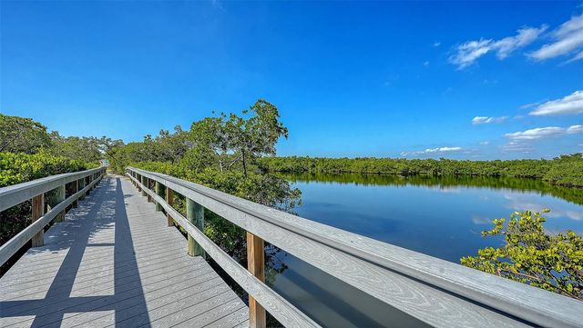 5420 EAGLES POINT CIRCLE 402, Sarasota, FL 34231