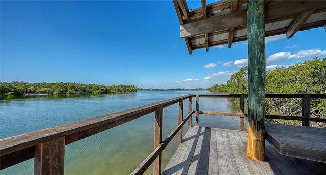 5420 EAGLES POINT CIRCLE 402, Sarasota, FL 34231