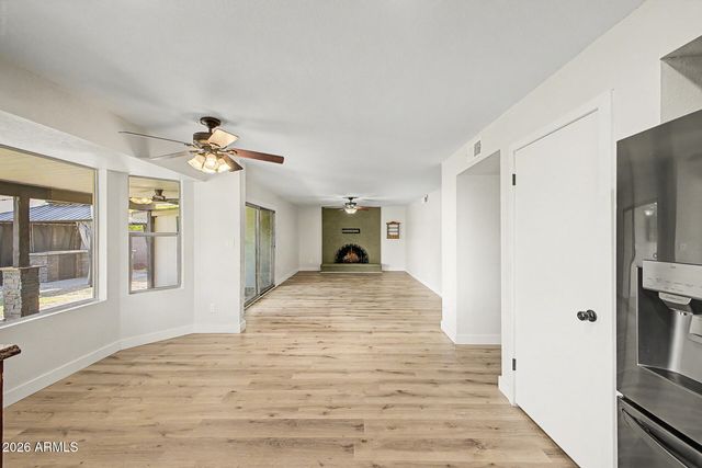 843 W NIDO Avenue, Mesa, AZ 85210