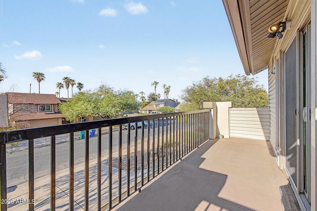 843 W NIDO Avenue, Mesa, AZ 85210