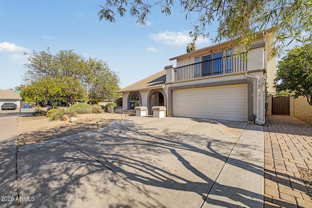 843 W NIDO Avenue, Mesa, AZ 85210