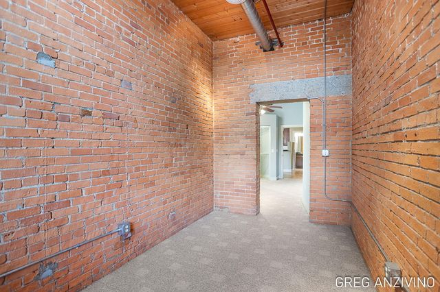 533 Columbia Avenue 113, Holland, MI 49423