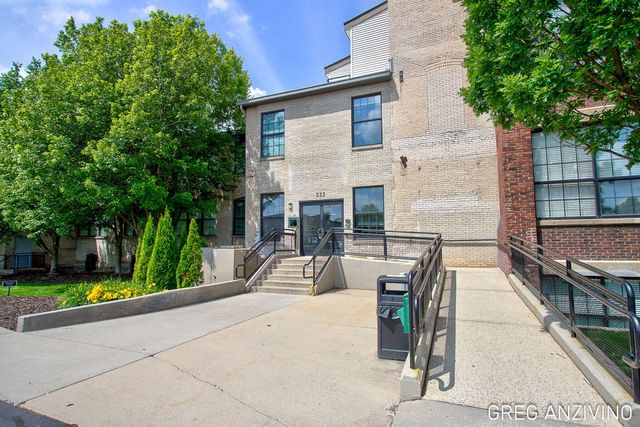 533 Columbia Avenue 113, Holland, MI 49423