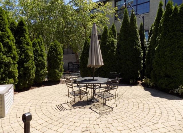 533 Columbia Avenue 113, Holland, MI 49423