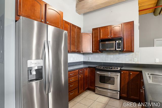 533 Columbia Avenue 113, Holland, MI 49423