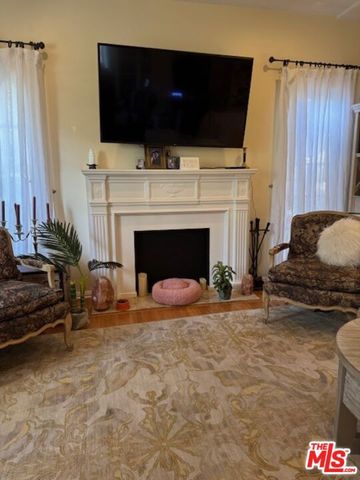 1200 S Alfred Street, Los Angeles, CA 90035