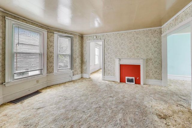 2144 W Montrose Avenue CH2, Chicago, IL 60618