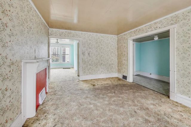 2144 W Montrose Avenue CH2, Chicago, IL 60618