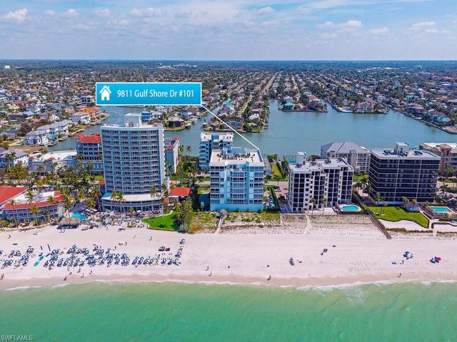 9811 Gulf Shore DR 101, Naples, FL 34108
