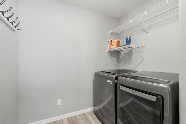 1421 Applewood Drive, Fairfax, IA 52228