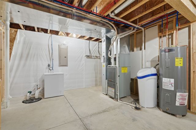 1421 Applewood Drive, Fairfax, IA 52228