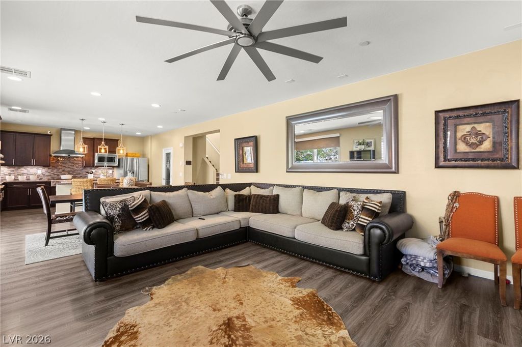 1310 Reef Point Avenue, Henderson, NV 89074 — photo 4