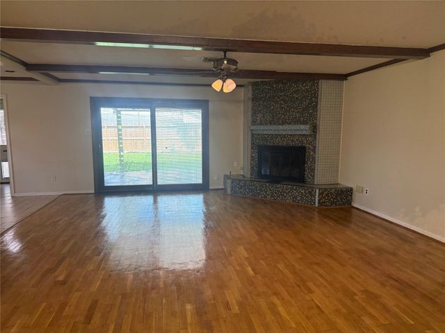 7718 Lacy Hill Drive, Houston, TX 77036