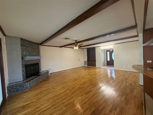 7718 Lacy Hill Drive, Houston, TX 77036
