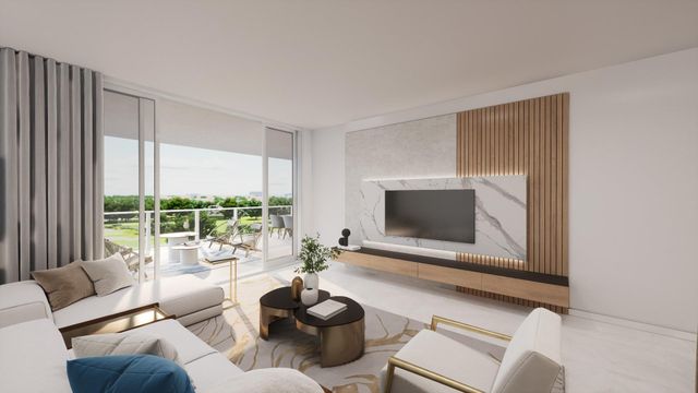 220 SE Mizner Blvd. 617, Boca Raton, FL 33432