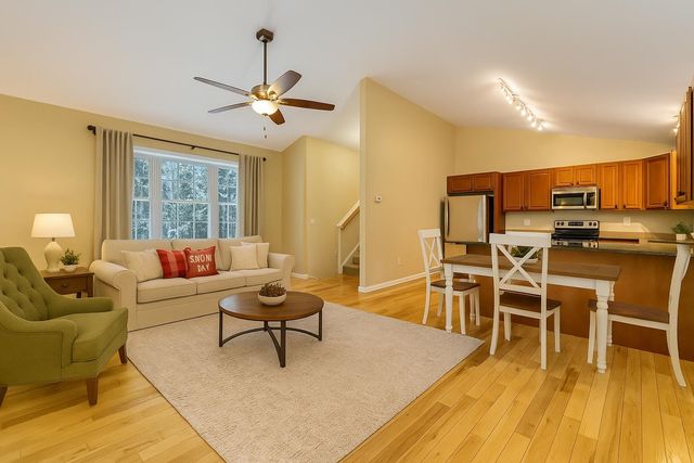 16 Buckingham Terrace, Moultonborough, NH 03254