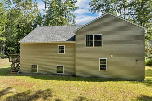 16 Buckingham Terrace, Moultonborough, NH 03254