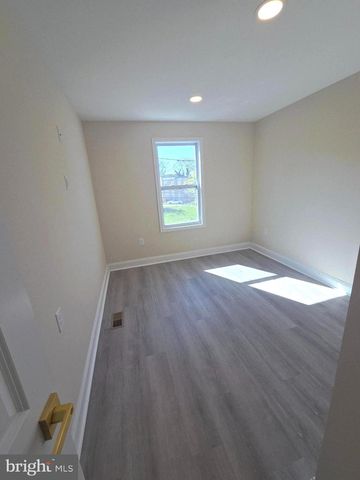 2645 LEHMAN ST, Baltimore, MD 21223