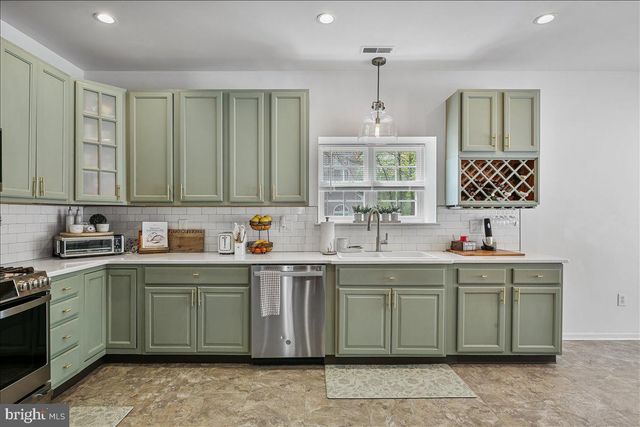201 PRANCER RD, Egg Harbor Township, NJ 08234