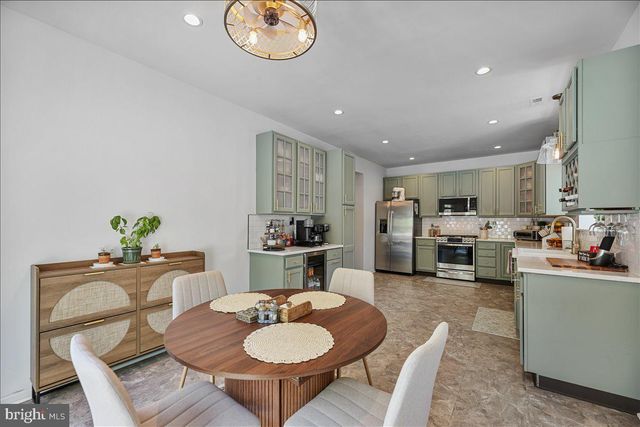 201 PRANCER RD, Egg Harbor Township, NJ 08234