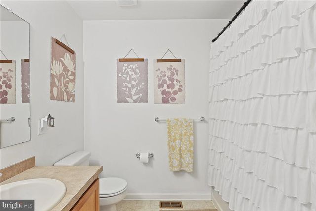 201 PRANCER RD, Egg Harbor Township, NJ 08234