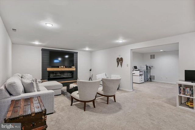201 PRANCER RD, Egg Harbor Township, NJ 08234