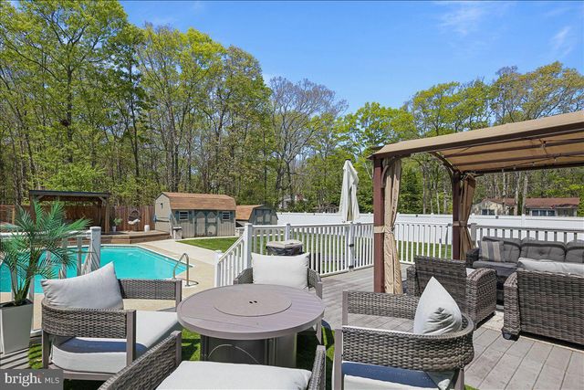 201 PRANCER RD, Egg Harbor Township, NJ 08234