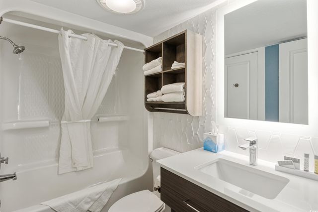 2106 N Ocean Bl N Ocean Blvd. # 211, Myrtle Beach, SC 29577