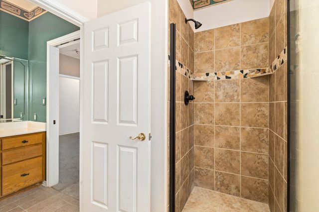 803 S Converse ST, Flatonia, TX 78941