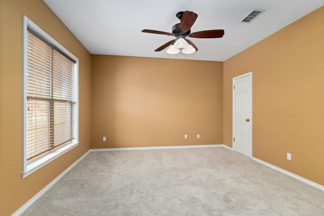 803 S Converse ST, Flatonia, TX 78941