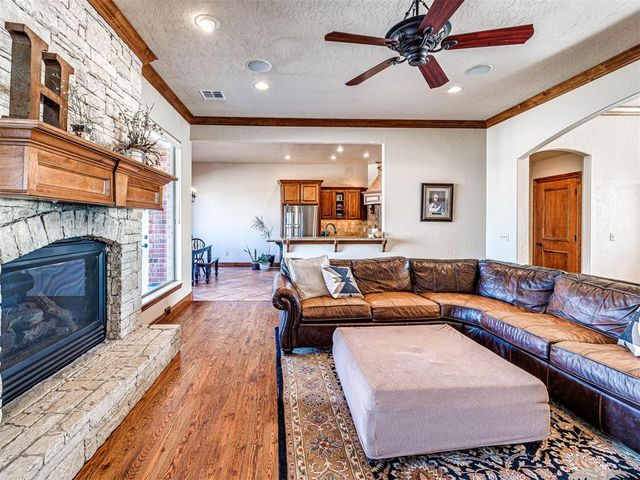 22811 Cedar Ridge Road, Edmond, OK 73025