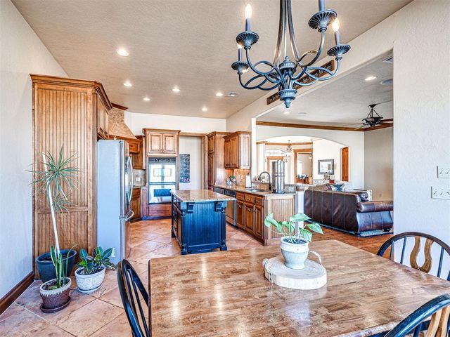 22811 Cedar Ridge Road, Edmond, OK 73025