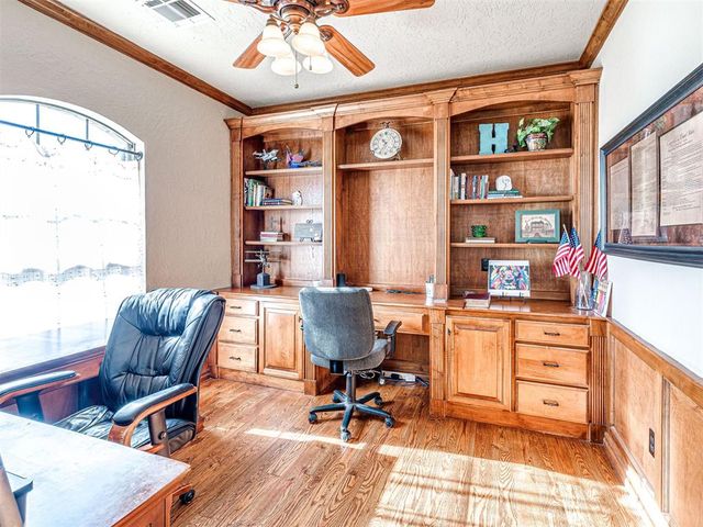 22811 Cedar Ridge Road, Edmond, OK 73025