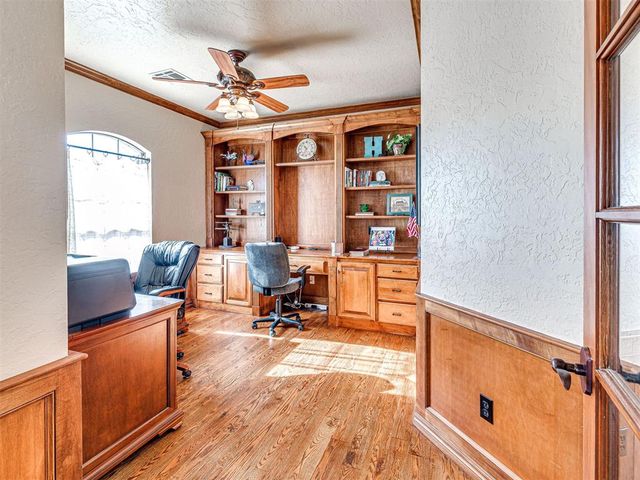 22811 Cedar Ridge Road, Edmond, OK 73025