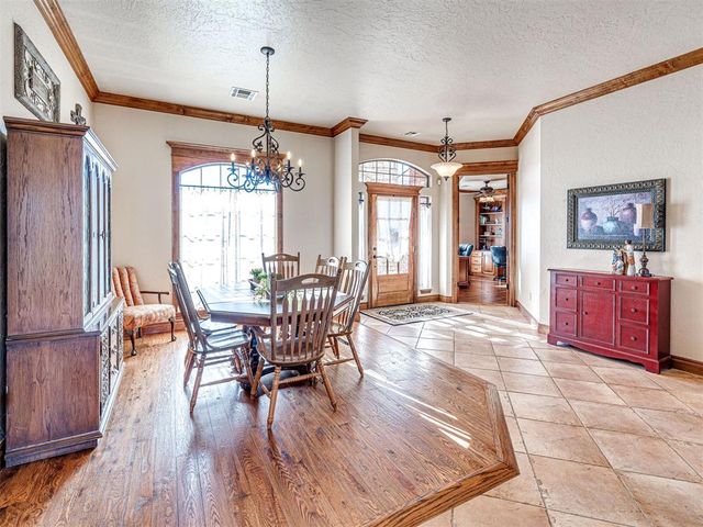 22811 Cedar Ridge Road, Edmond, OK 73025