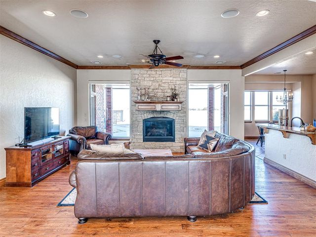 22811 Cedar Ridge Road, Edmond, OK 73025