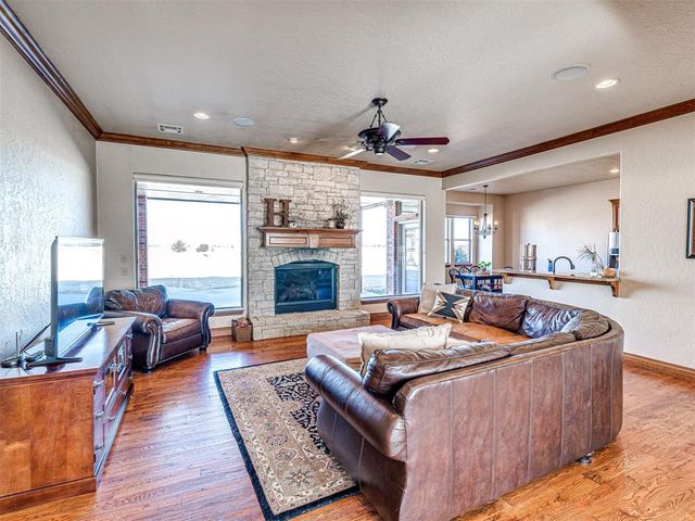 22811 Cedar Ridge Road, Edmond, OK 73025