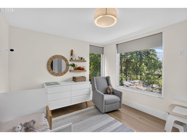 3919 SOUTHSHORE Blvd, Lake Oswego, OR 97035