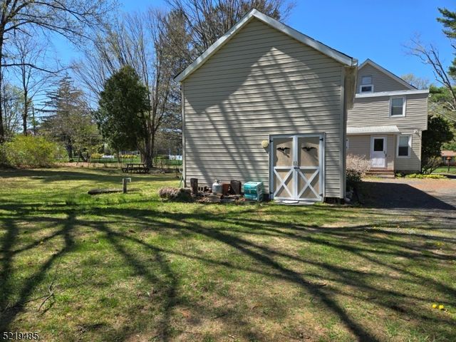 38 North Rd, Chester Boro, NJ 07930