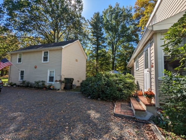 38 North Rd, Chester Boro, NJ 07930