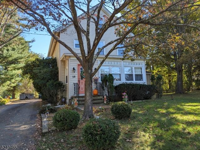 38 North Rd, Chester Boro, NJ 07930