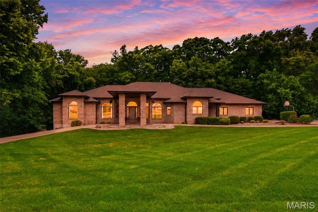 3 Rainier Court, O'fallon, MO 63366