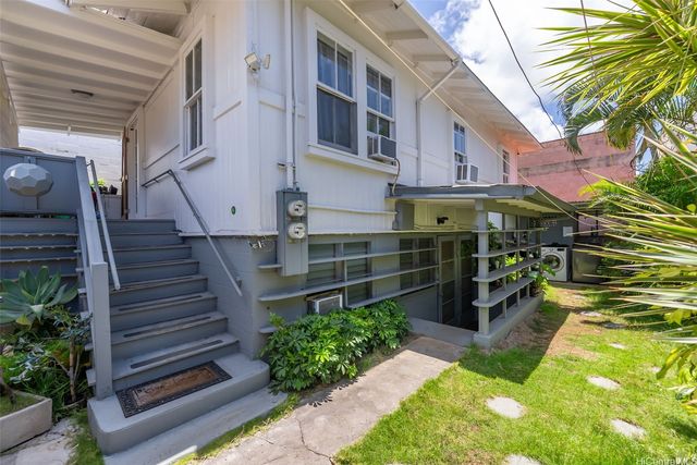 937 Coolidge Street, Honolulu, HI 96826