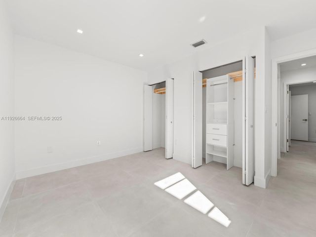 6885 NW 169th St 66D, Hialeah, FL 33015