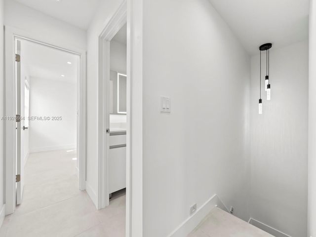 6885 NW 169th St 66D, Hialeah, FL 33015