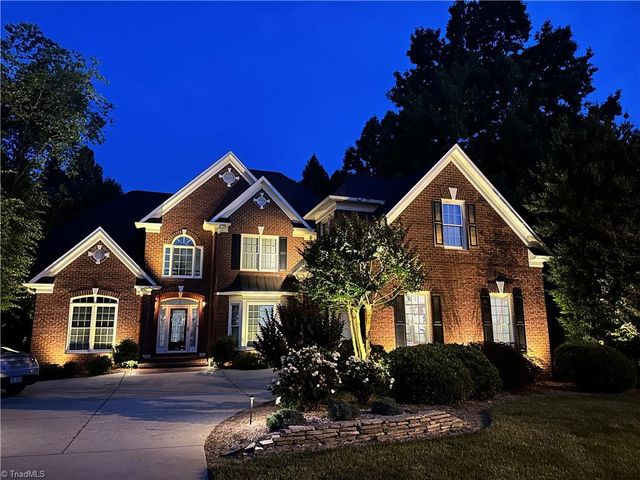 1901 Rosevilla Lane, Greensboro, NC 27455